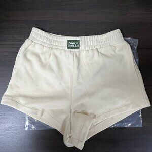 Daily Drills outdoor casual shorts Size M/L